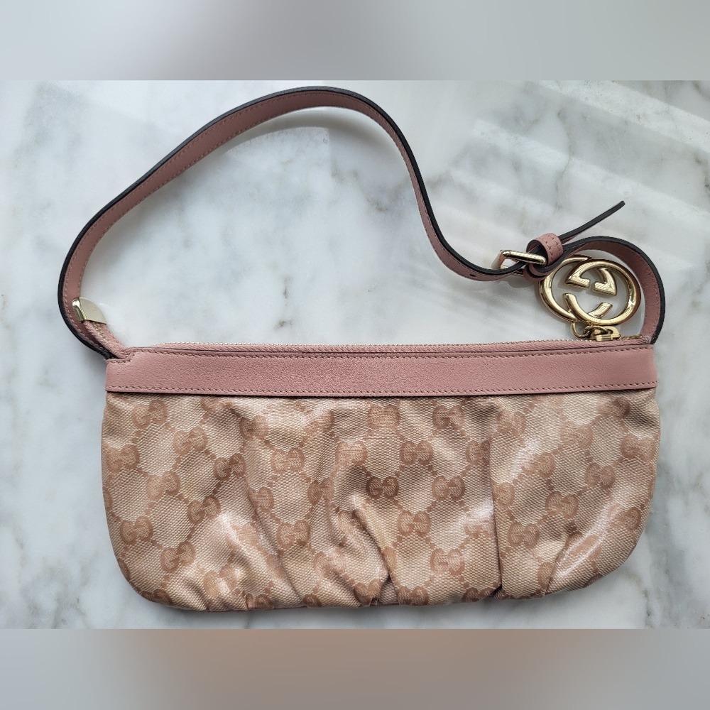 GUCCI Guccissima Interlocking G shoulder bag Light Pink,Barbie pink